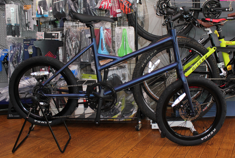 RITEWAY製のミニベロ<br>GLACIERが入荷いたしました。